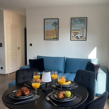 Escapade Balneo, Terrasse, Parking, Casa de Férias Ares